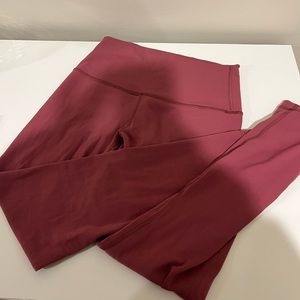 Lululemon Pink Align Leggings - barely worn - soft material - great cond…